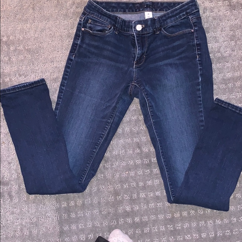 ⭐️ 3/$21 White house black market skinny jeans 0R